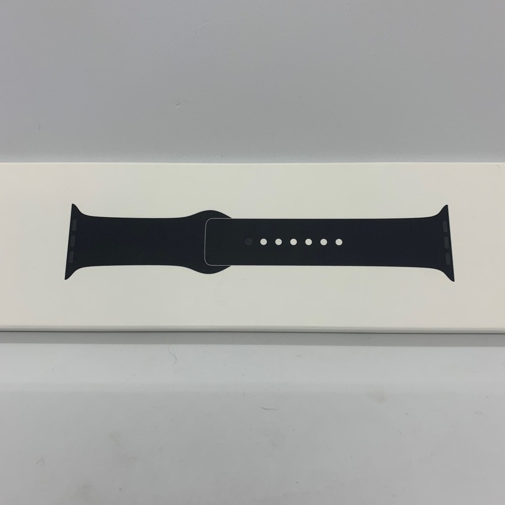 42mm Apple Watch band black NWT